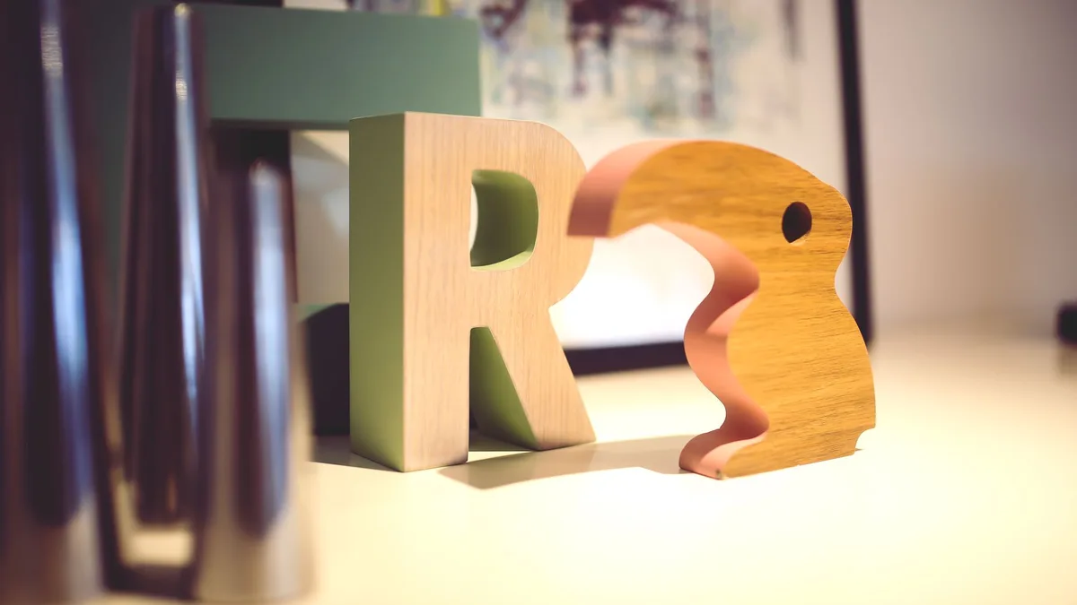 Rangement d'une chambre d'enfant qui évolue avec lui